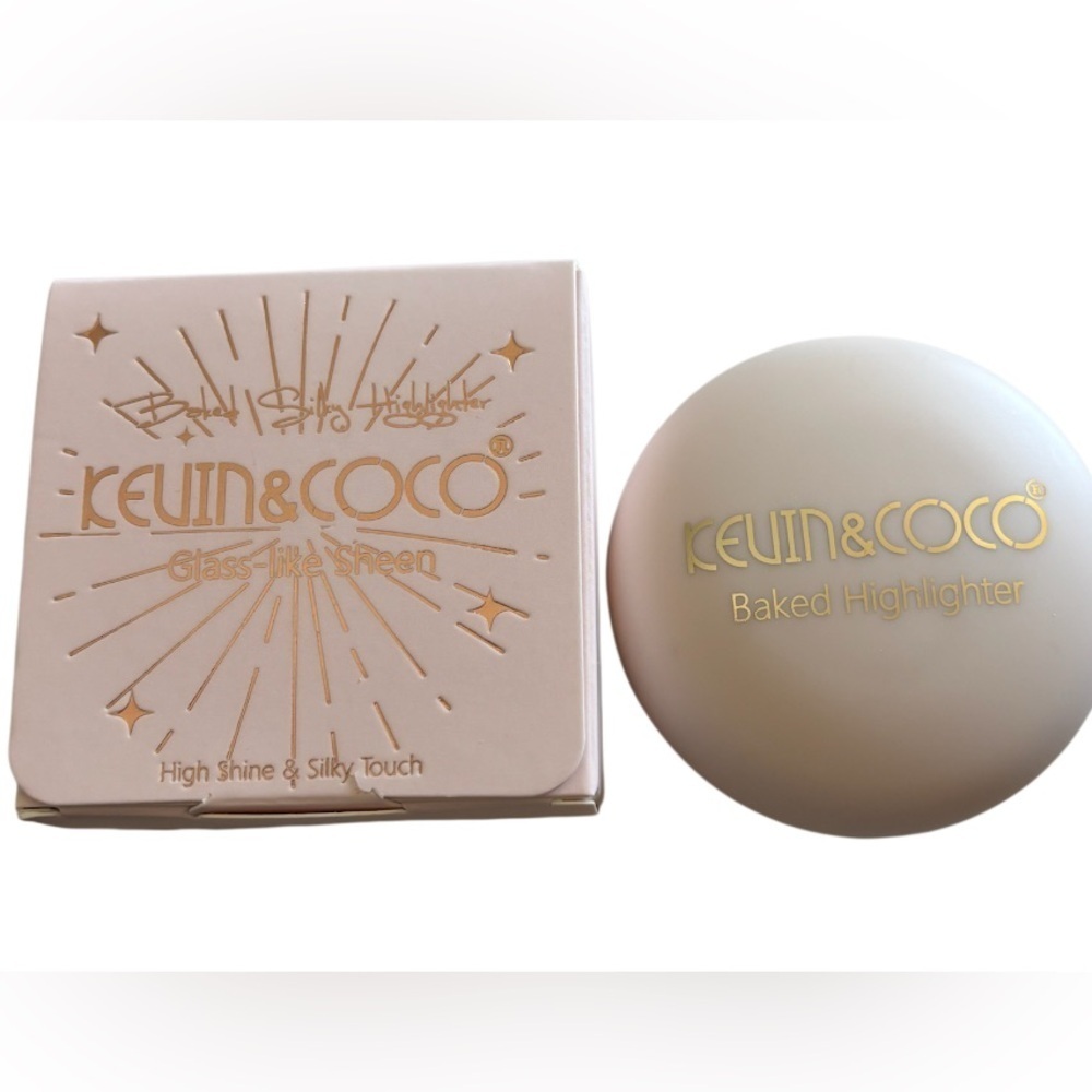 Kevin & Coco Baked Highlighter - Picture 2 of 3